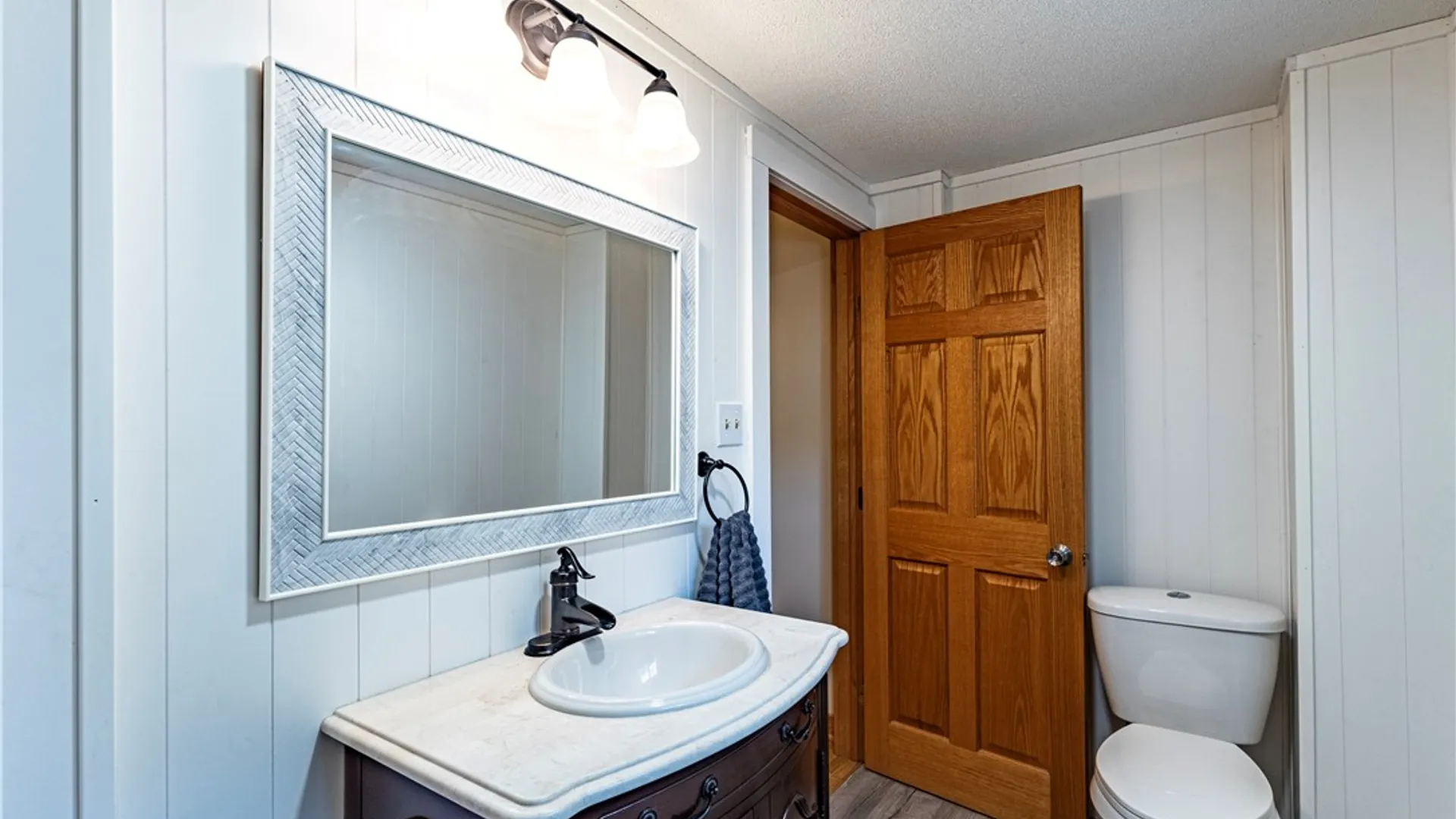 Property at 196 Perrine Avenue, Auburn, NY 13021 8