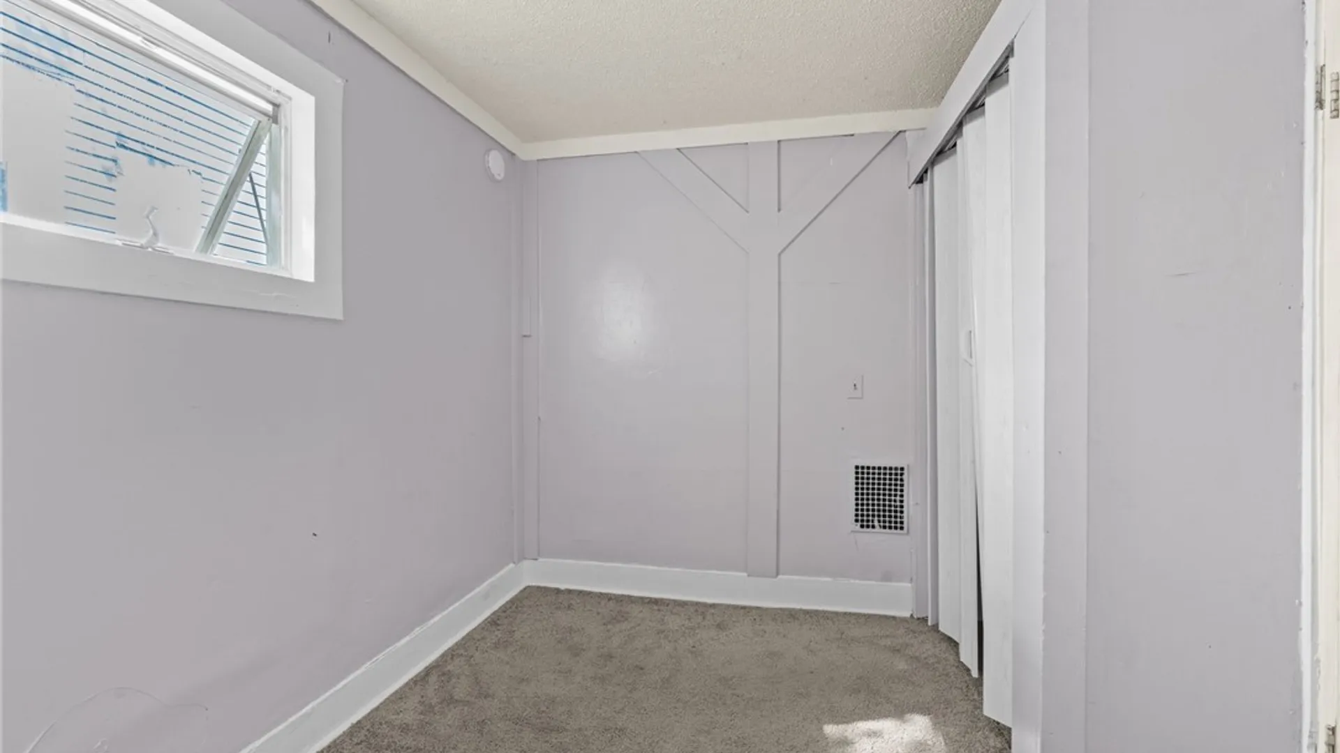 Property at 505 Carbon Street, Syracuse, NY 13208 13