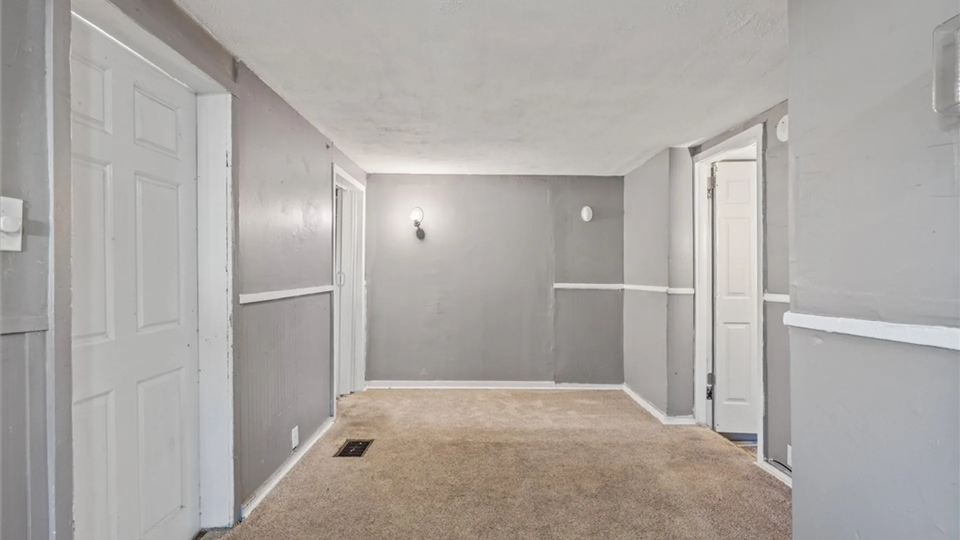 Property at 505 Carbon Street, Syracuse, NY 13208 3
