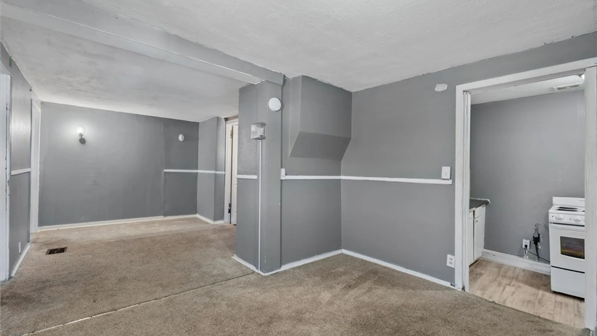 Property at 505 Carbon Street, Syracuse, NY 13208 4
