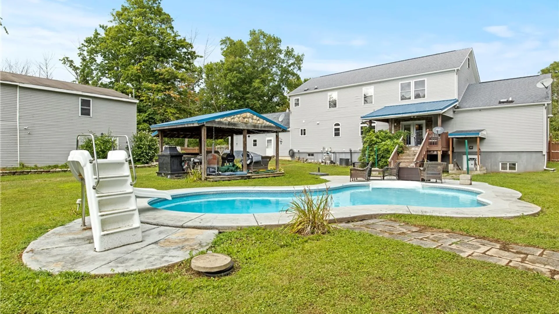 Property at 1267 Sturgeon Point Road, Evans, NY 14047 46