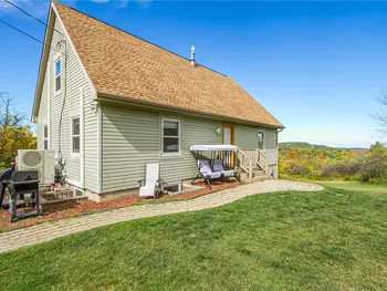 Property at 7334 Logan Rd E, Bristol, NY 14424