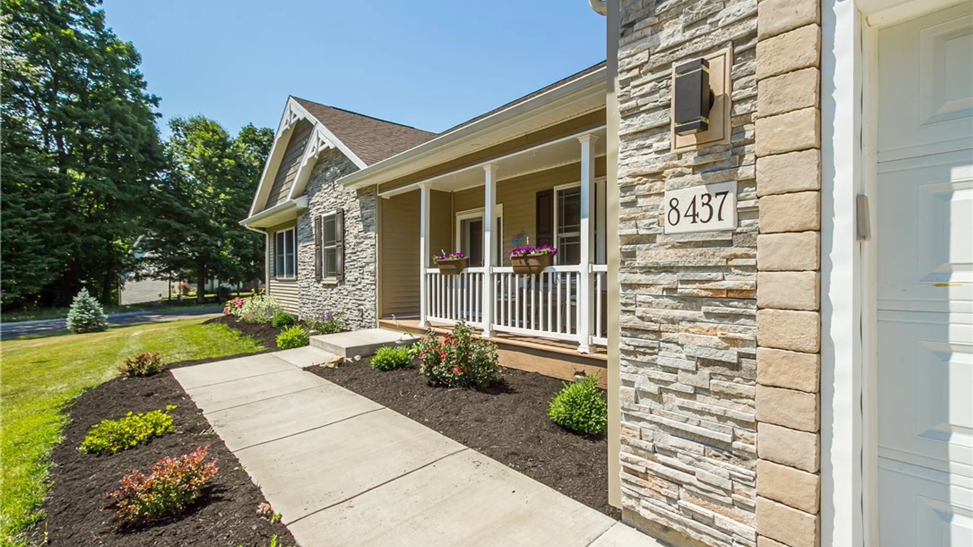 Property at 8437 Roosevelt Drive, Royalton, NY 14067 7