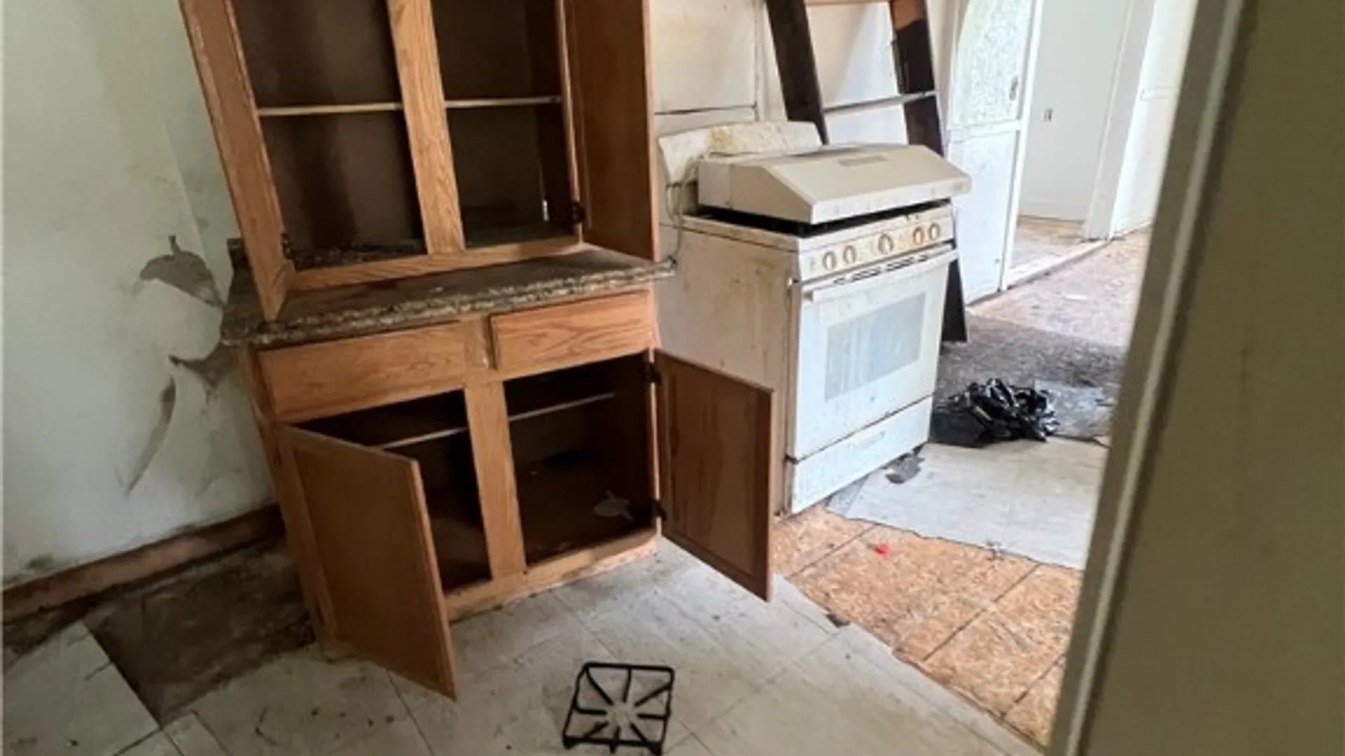 Property at 411 Dewitt Avenue, Elmira City, NY 14901 20