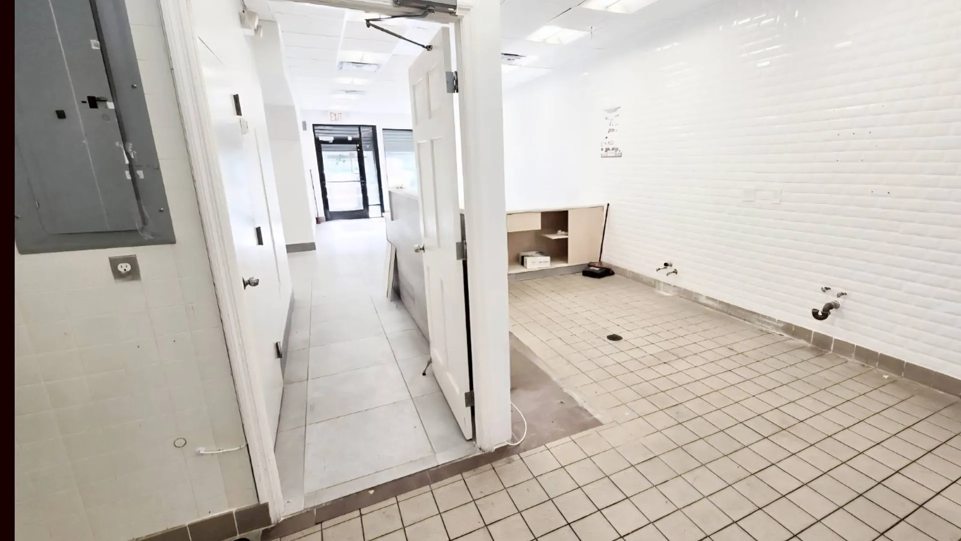 Property at 75-13 Metropolitan Avenue, Middle Village, NY 11379 9