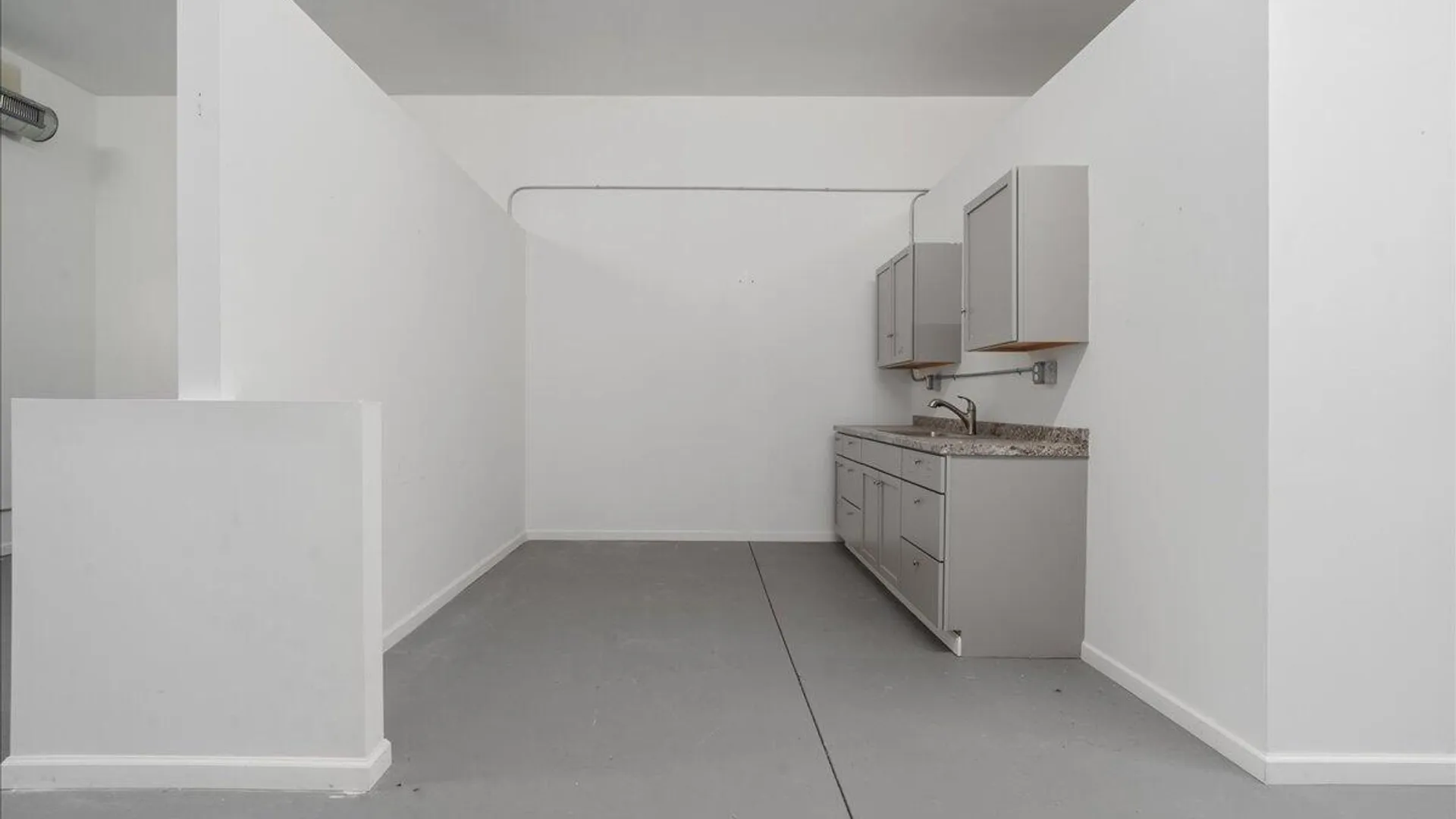 Property at 146 Raylinsky Road, Malta, NY 12019 12