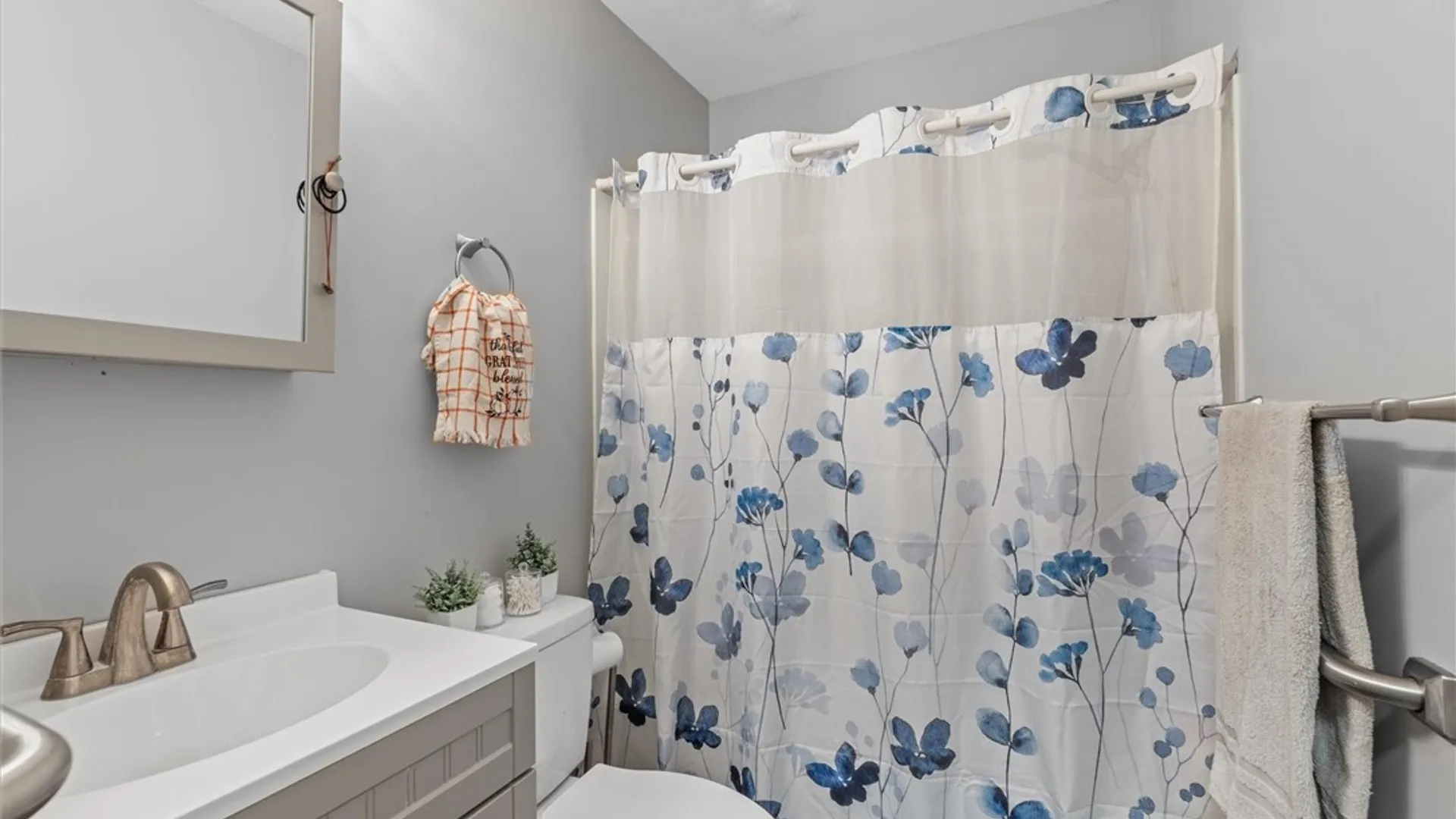 Property at 1387 County Route 9, Volney, NY 13069 14