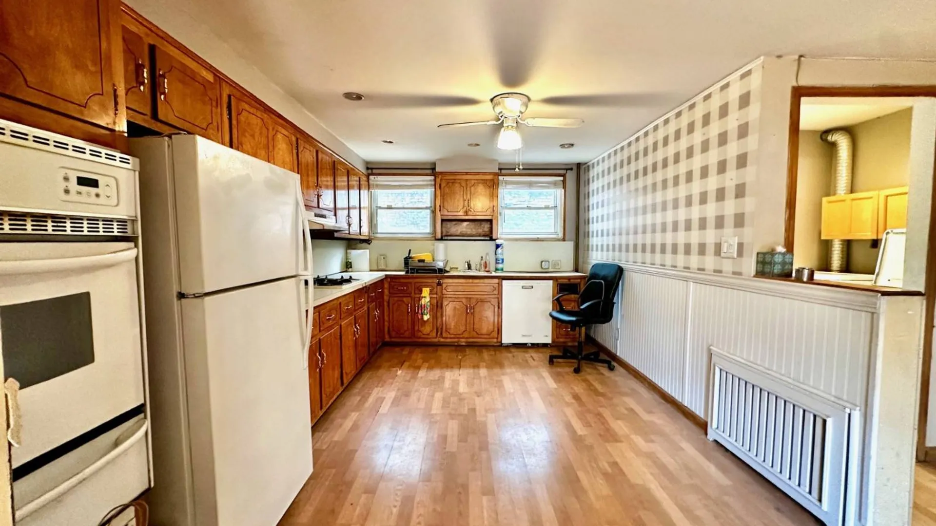 Property at 211 13th St, Brooklyn, NY 11215 8