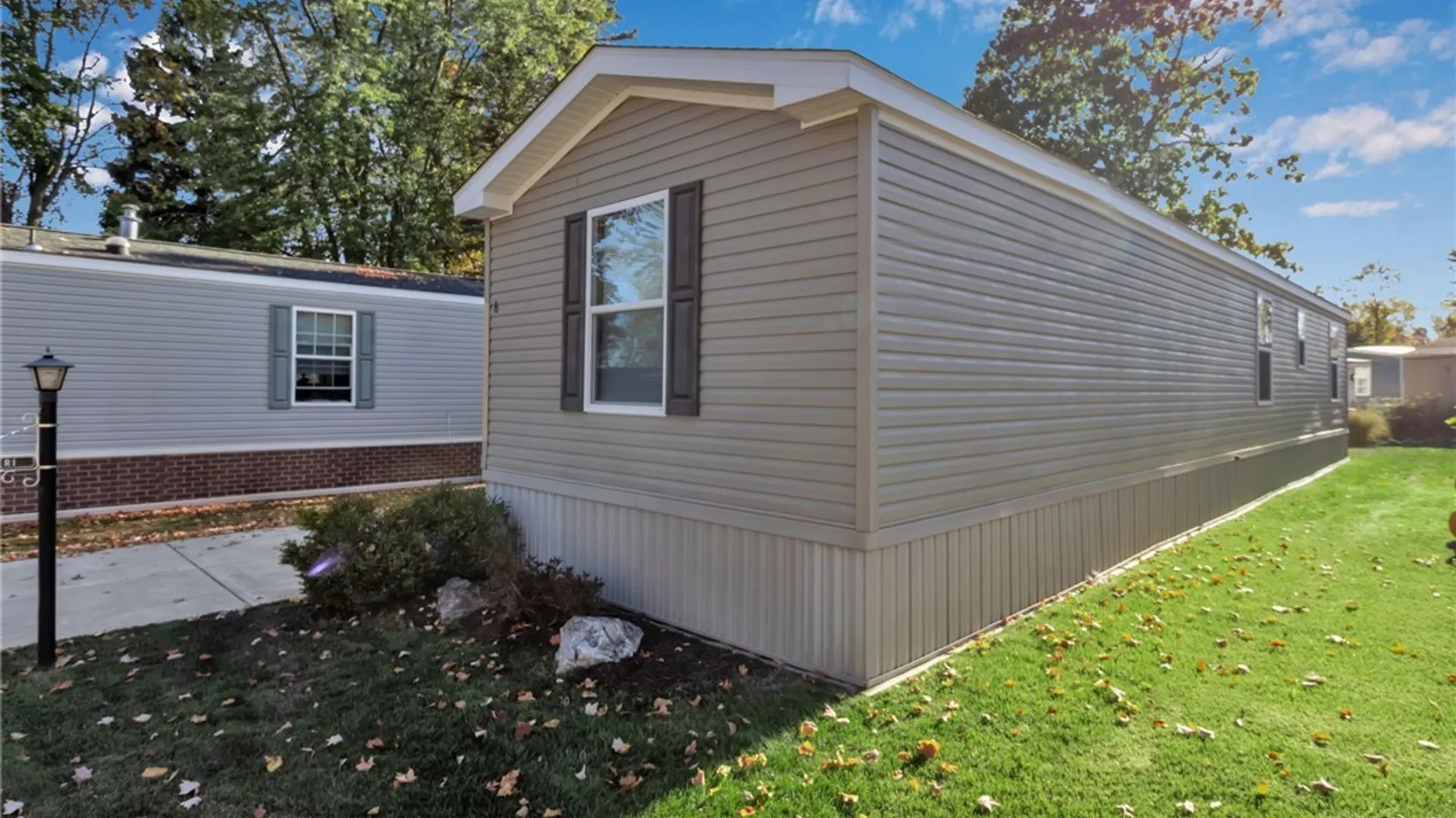 Property at 6 Oak Lane, Clarence, NY 14031 2