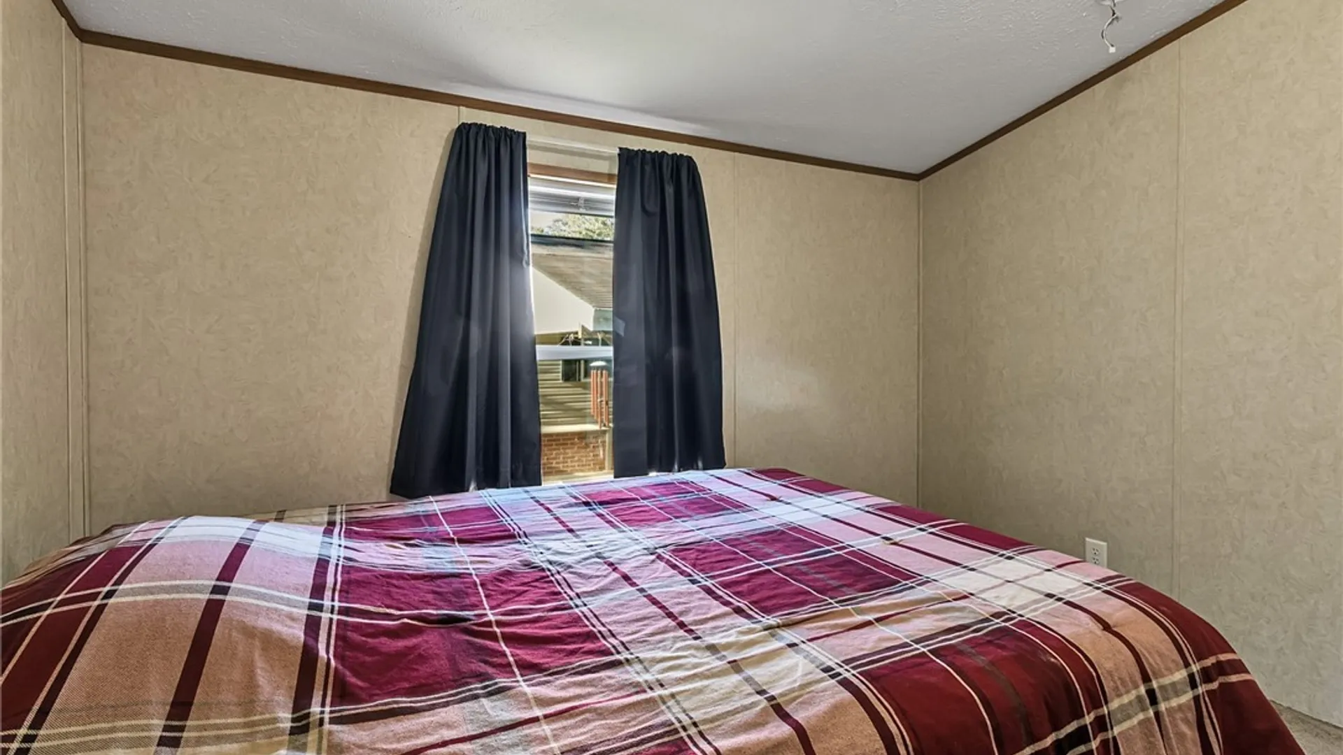 Property at 6 Oak Lane, Clarence, NY 14031 30