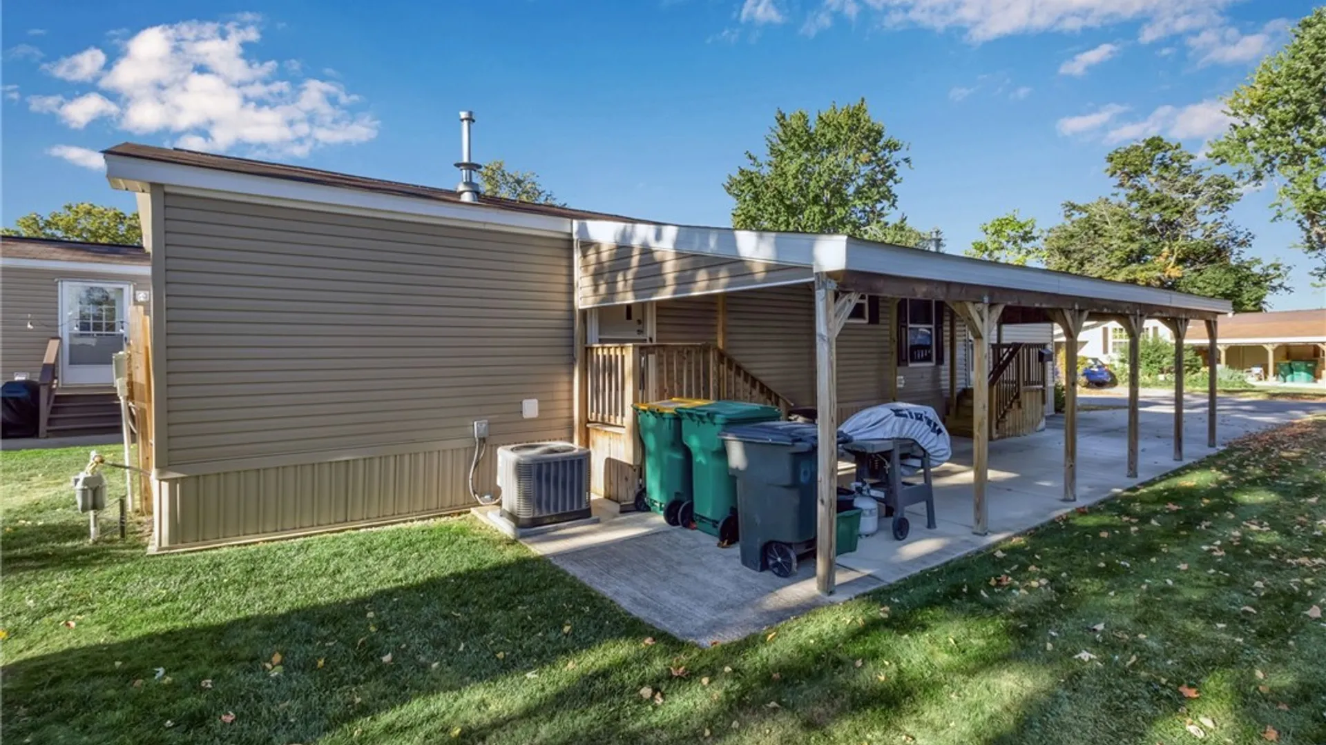 Property at 6 Oak Lane, Clarence, NY 14031 35