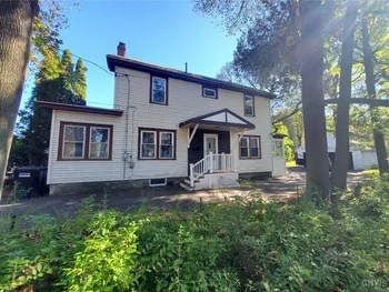 Property at 720 Salt Springs Road, Syracuse, NY 13224