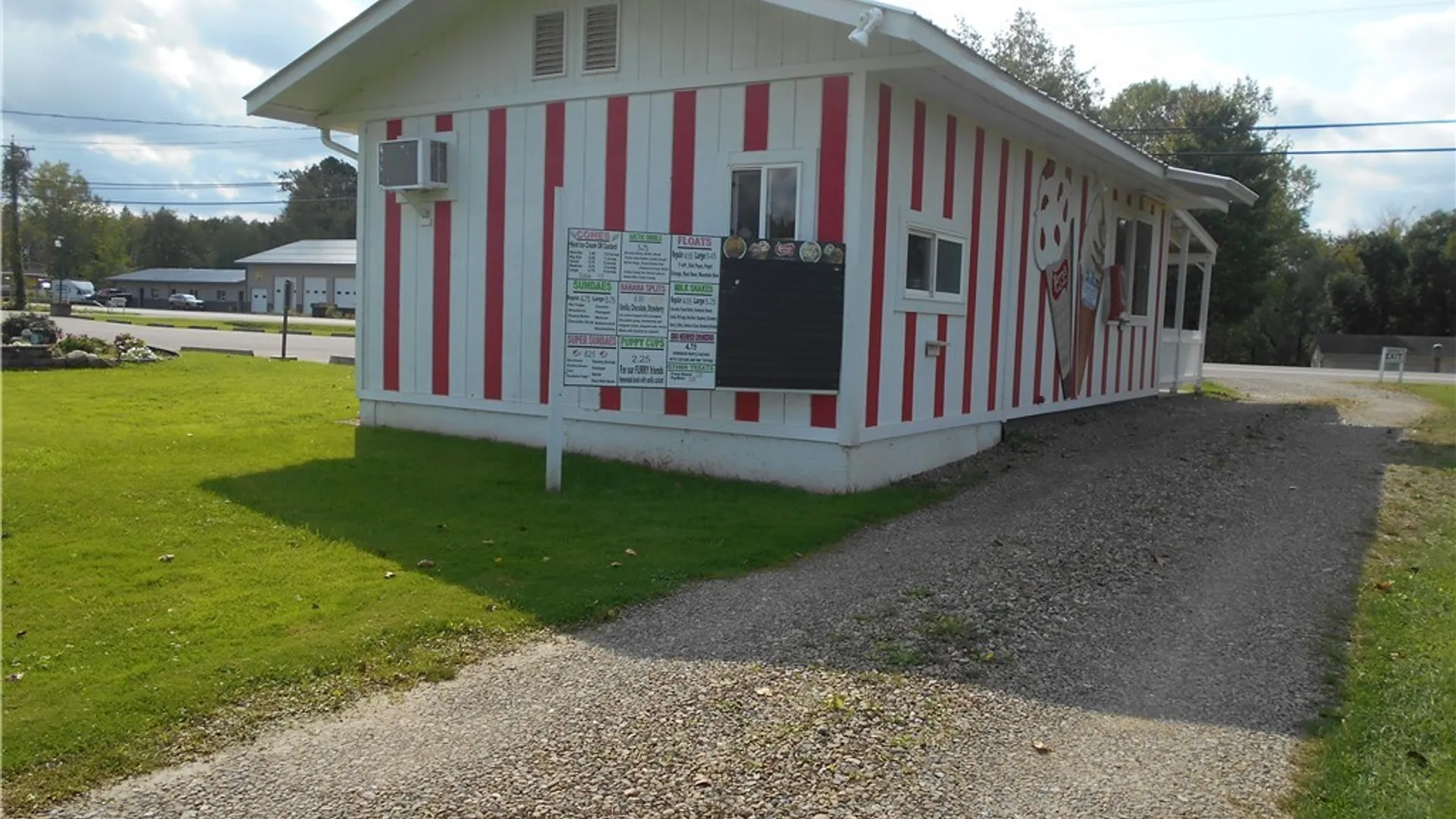 Property at 11634 Route 16, Yorkshire, NY 14042 4