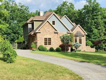 Property at 21 Dublin Drive, Elmira, NY 14905