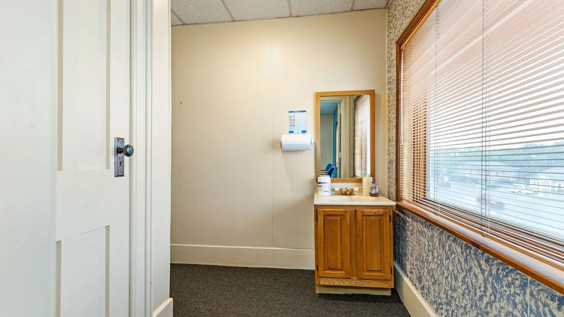 Property at 5102 Genesee Street, Camillus, NY 13031 15