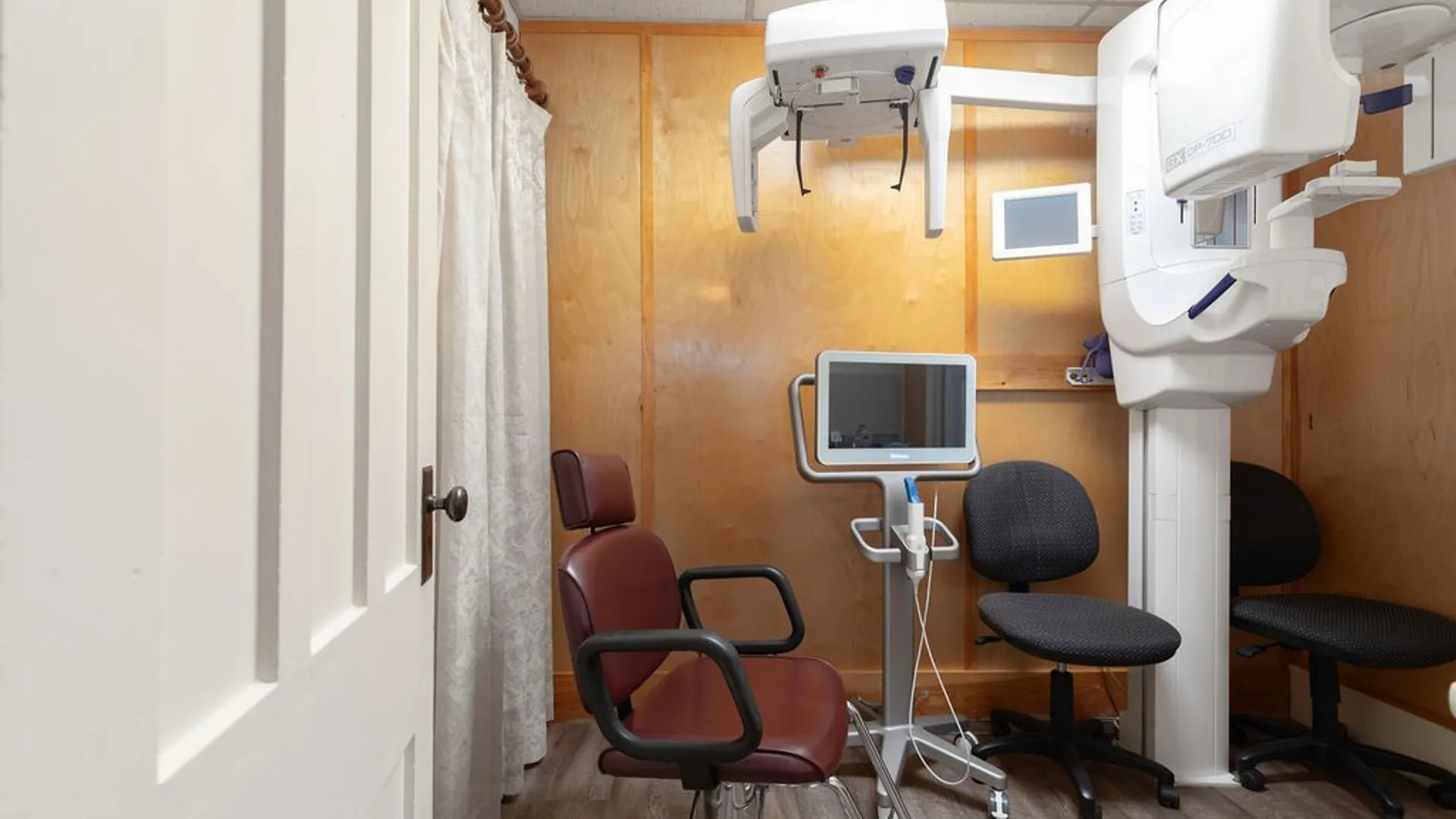 Property at 5102 Genesee Street, Camillus, NY 13031 17