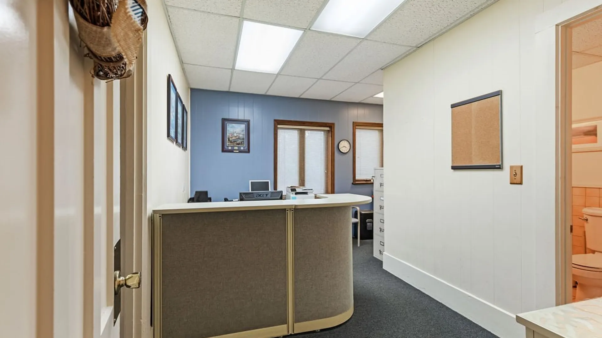 Property at 5102 Genesee Street, Camillus, NY 13031 5