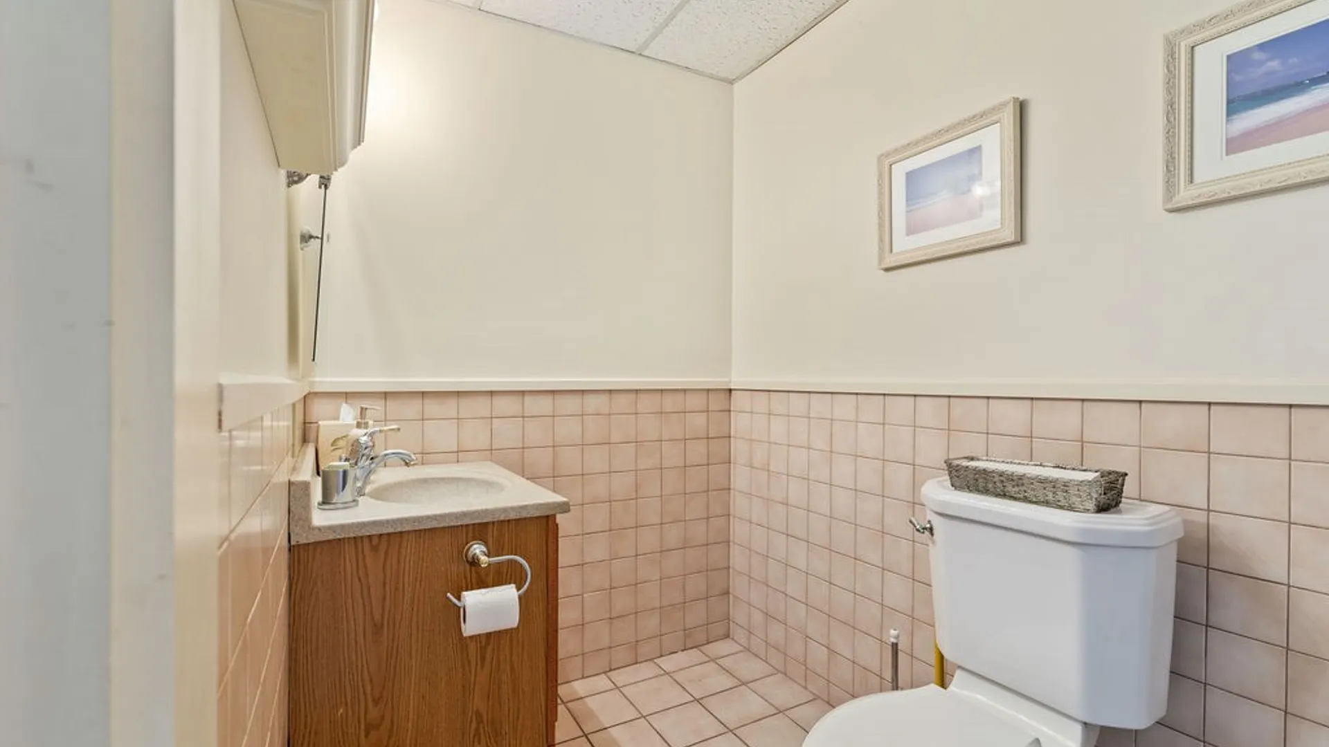 Property at 5102 Genesee Street, Camillus, NY 13031 7