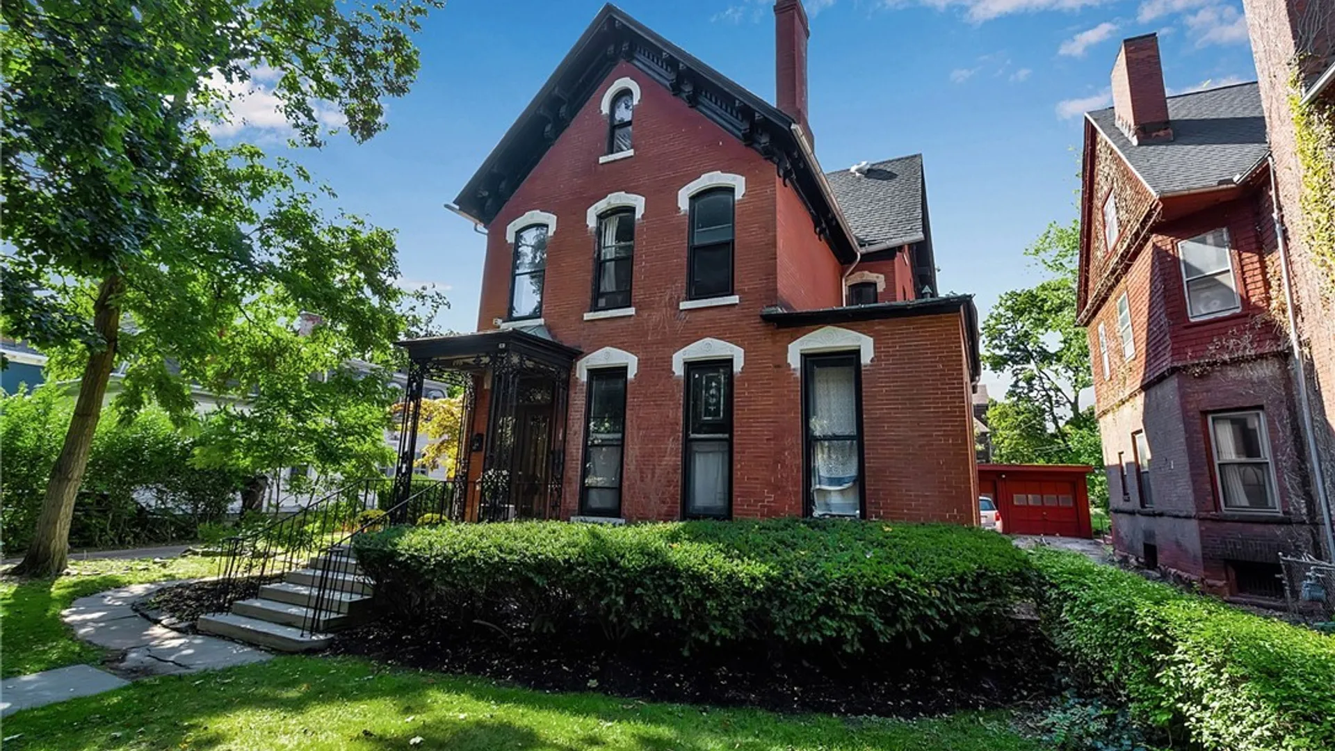 Property at 196 Linwood Avenue, Buffalo, NY 14209 2