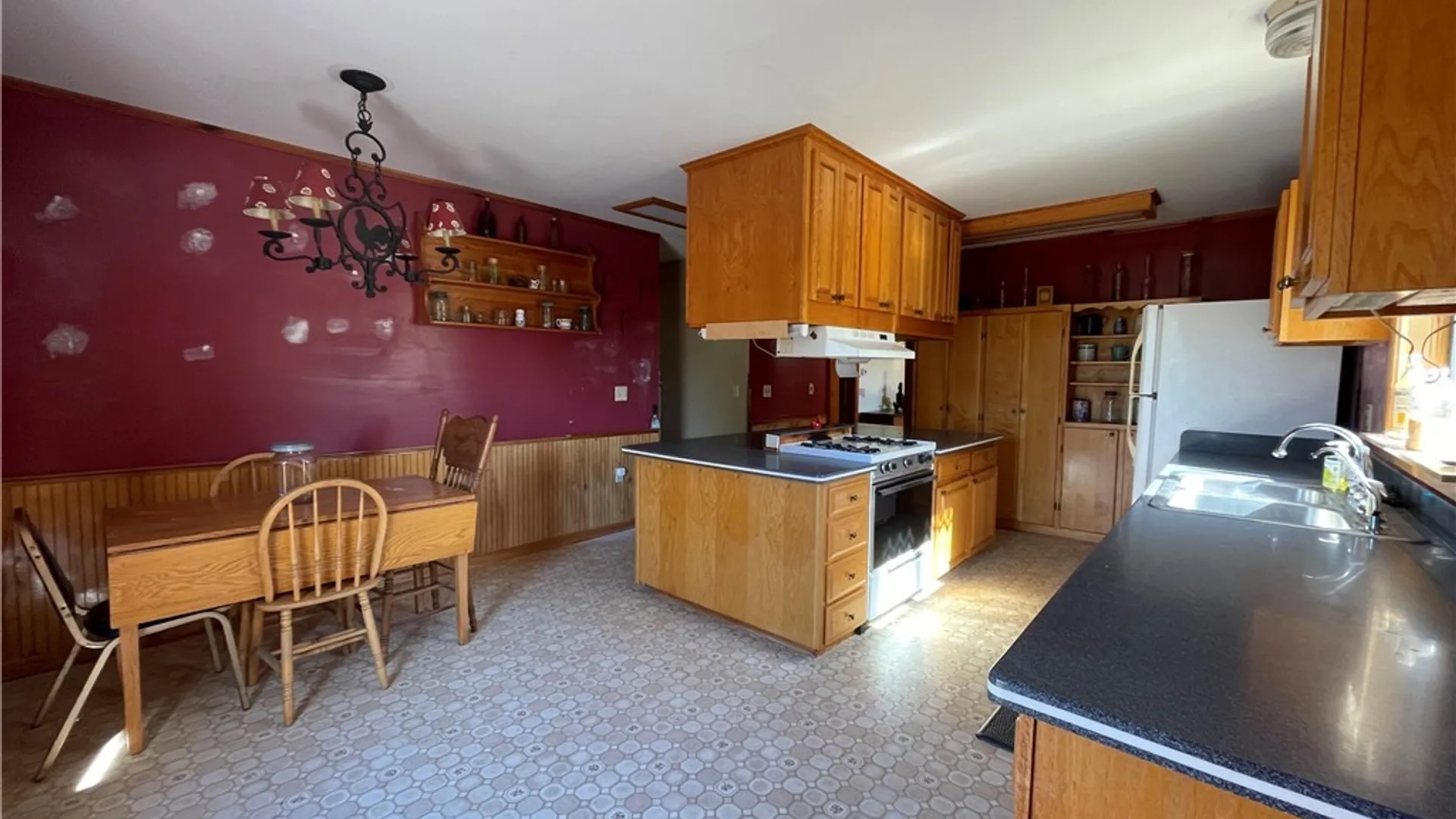 Property at 9954 Vermont Hill Road, Holland, NY 14080 15