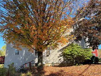 Property at 9954 Vermont Hill Road, Holland, NY 14080
