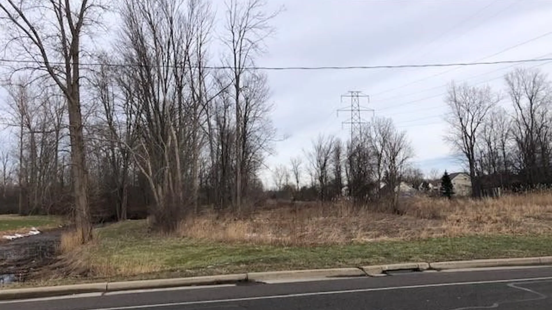 Property at 1010 Dodge Road, Amherst, NY 14068 9