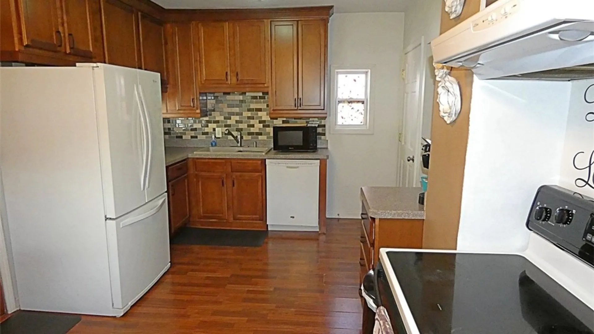 Property at 1410 Fort Avenue, Niagara Falls, NY 14303 9