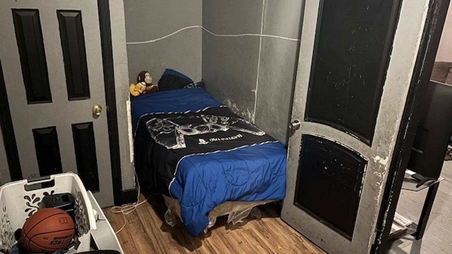 Property at 28 Helena Street, Rochester, NY 14605 9