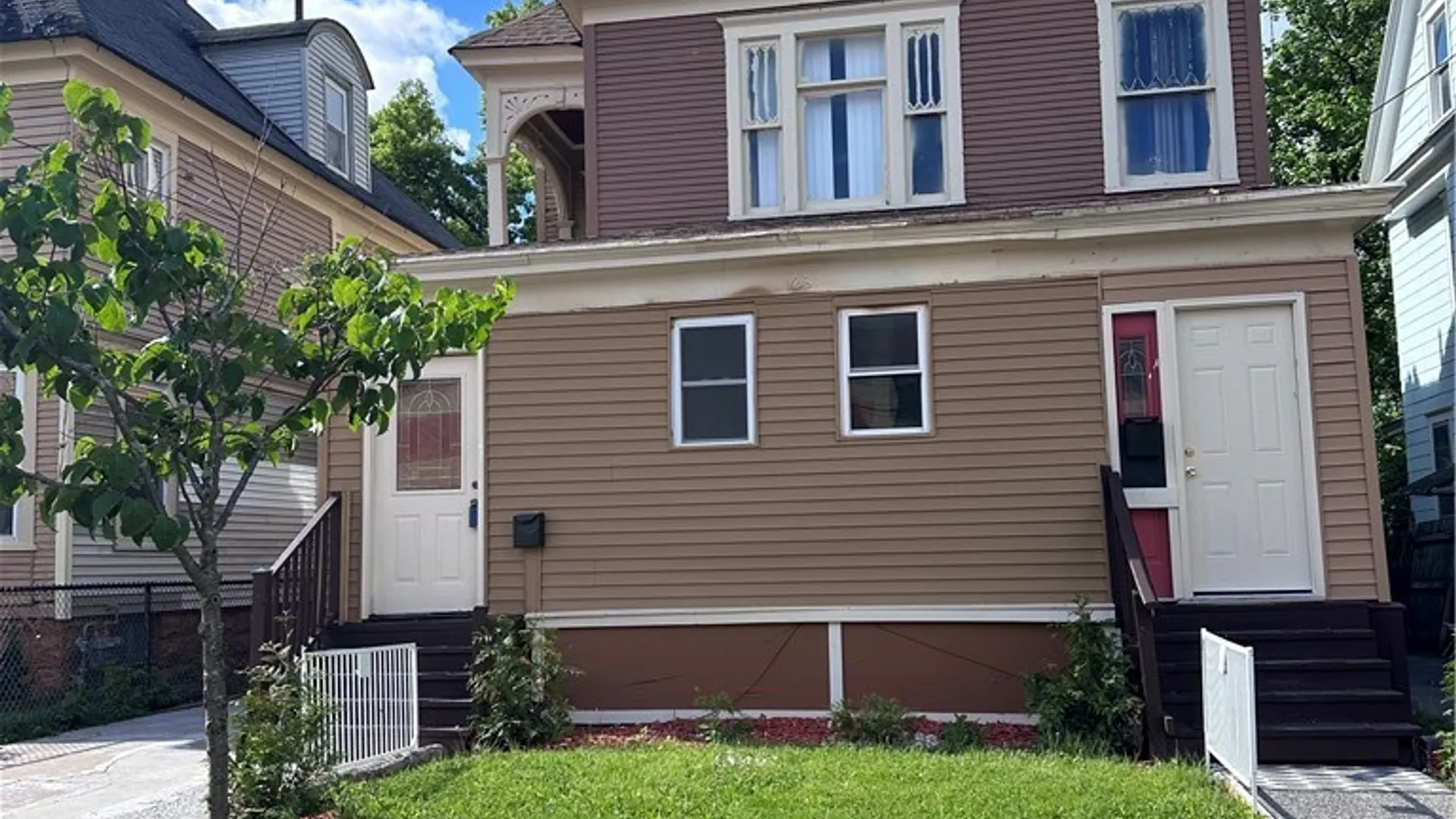 Property at 123 W Pleasant Avenue, Syracuse, NY 13205 2