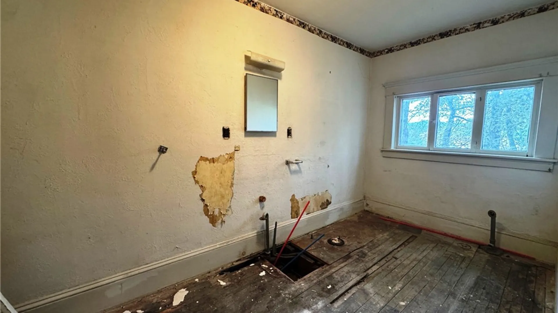 Property at 35 Lincoln Avenue, Bradford City, PA 16701 20