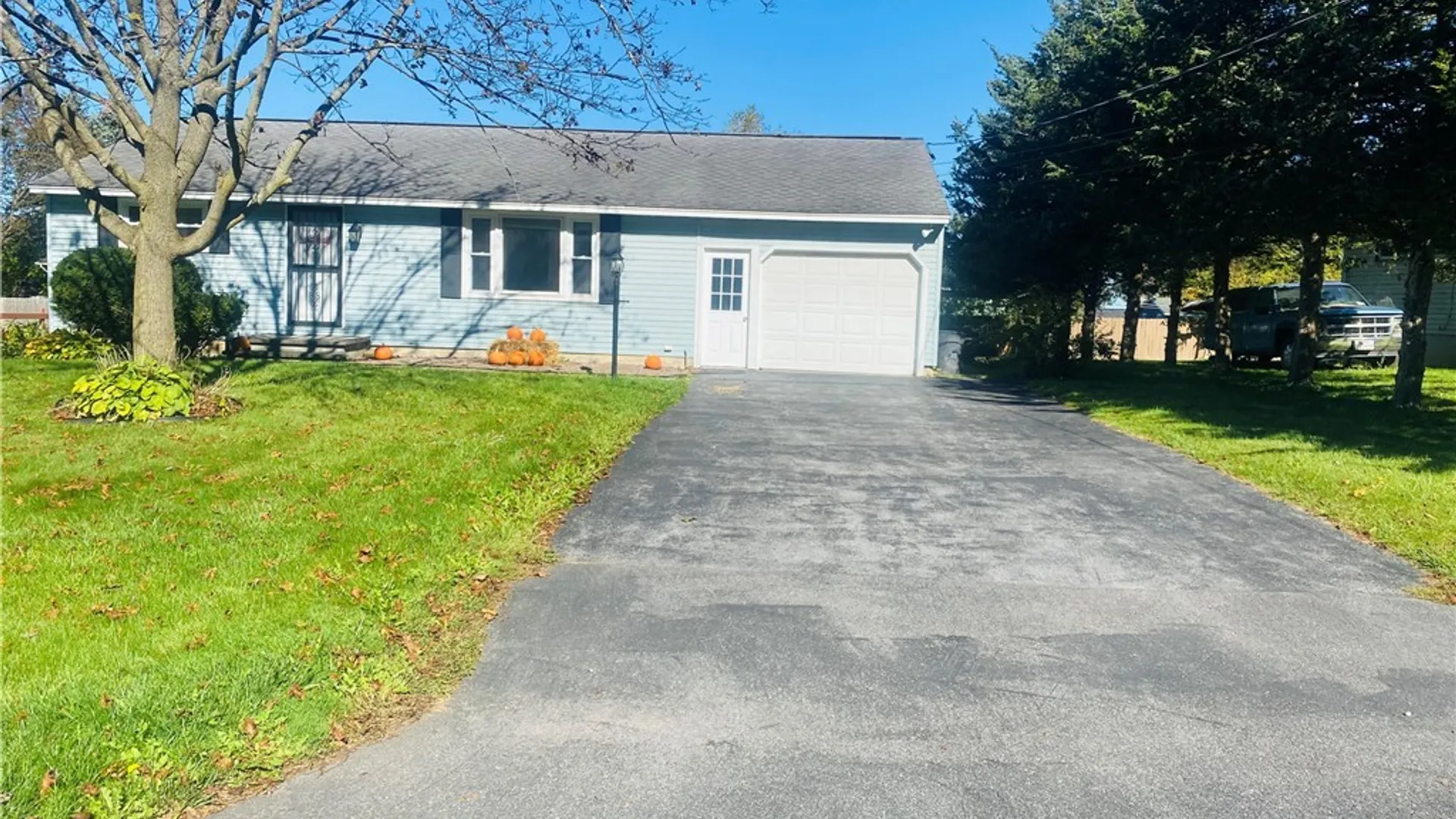 Property at 122 Charles Drive, Camillus, NY 13031 2