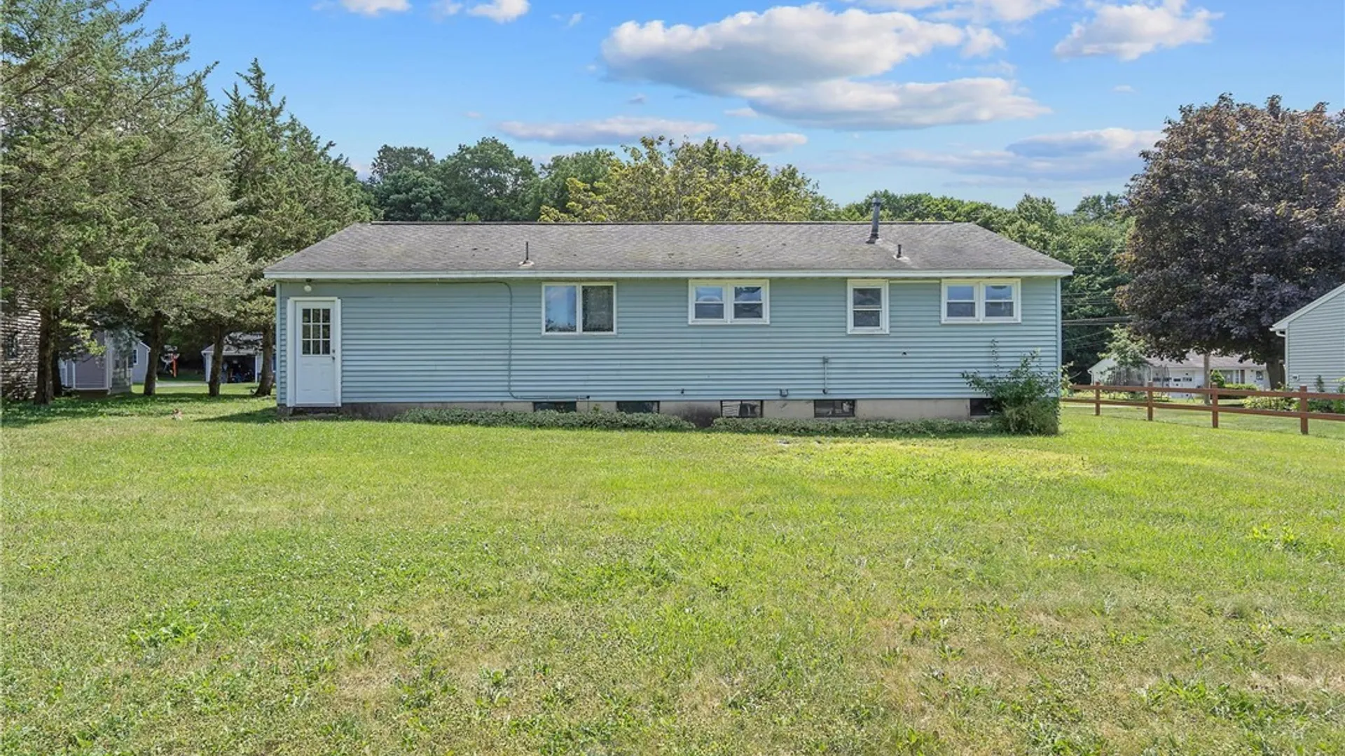 Property at 122 Charles Drive, Camillus, NY 13031 21
