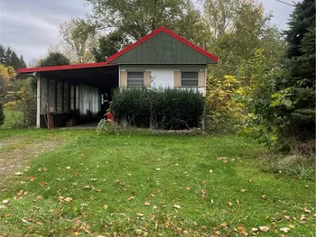 Property at 13118 Hanlon Road, Carlton, NY 14411