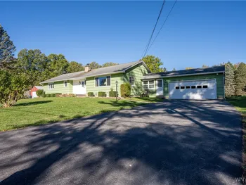 Property at 9091 Ernest Road, Royalton, NY 14105