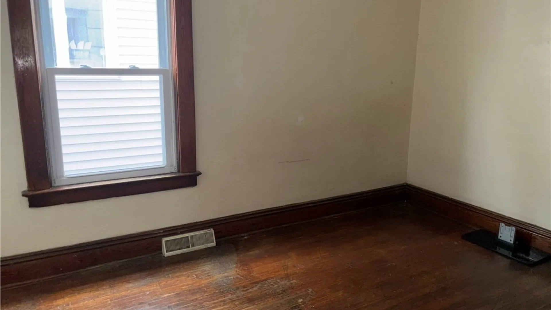 Property at 56 Albert Avenue, Buffalo, NY 14207 6