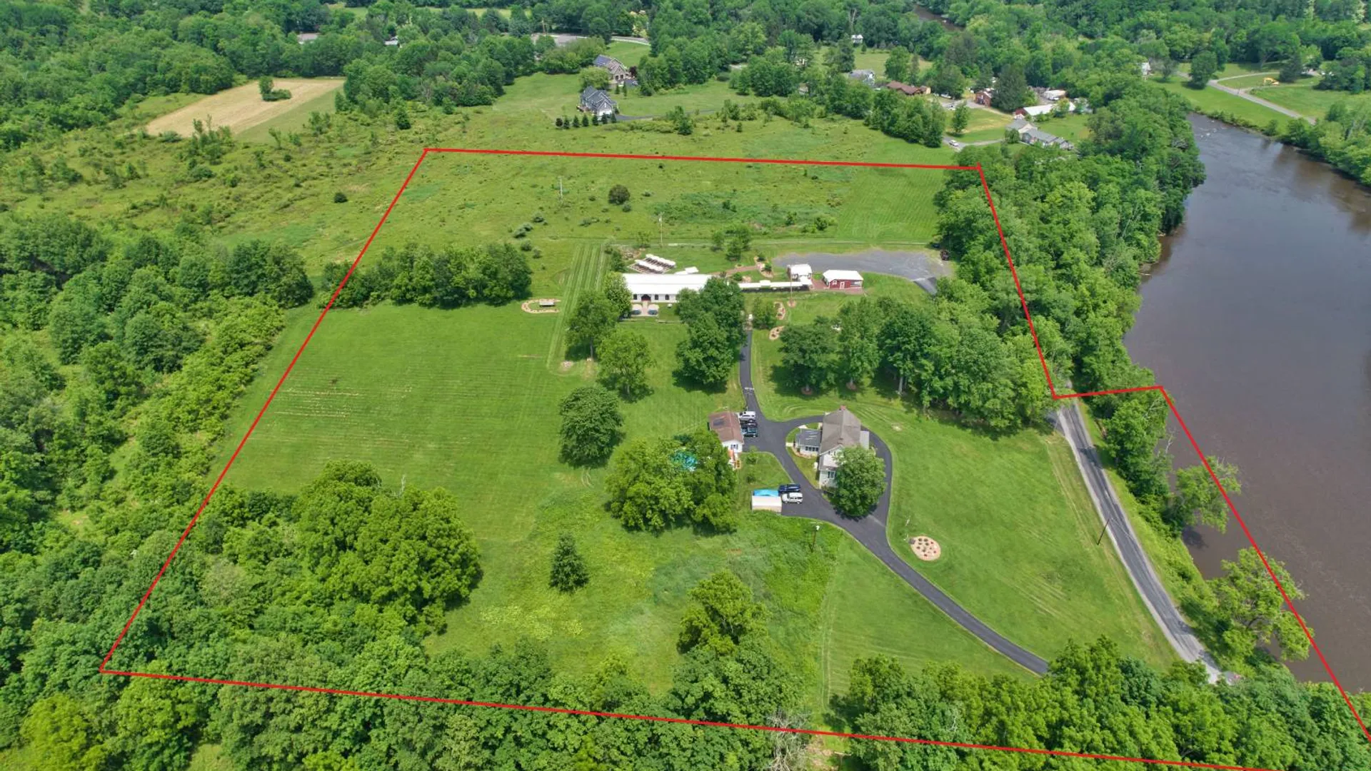 Property at 69-71 Lippincott Rd, Wallkill, NY 12589 77