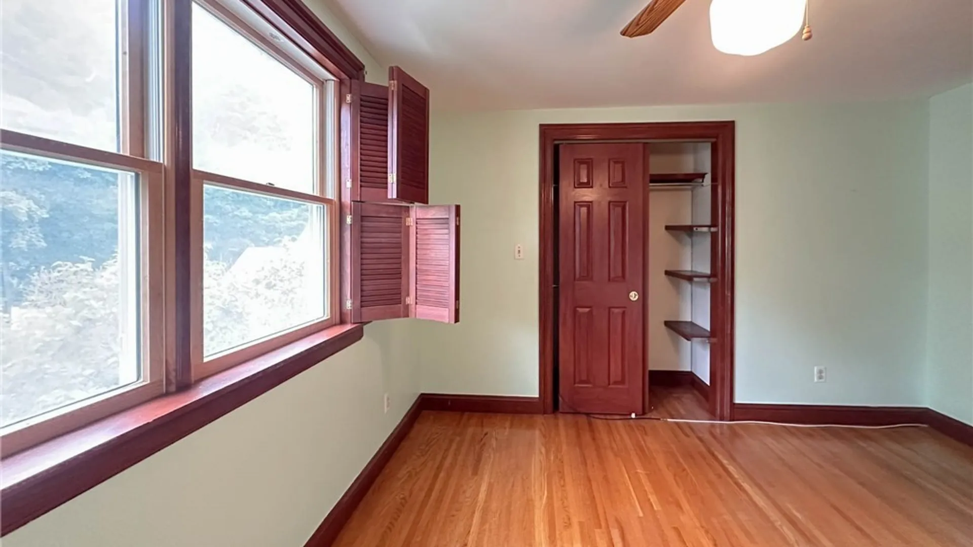 Property at 12 Eastwood Avenue, Utica, NY 13501 36