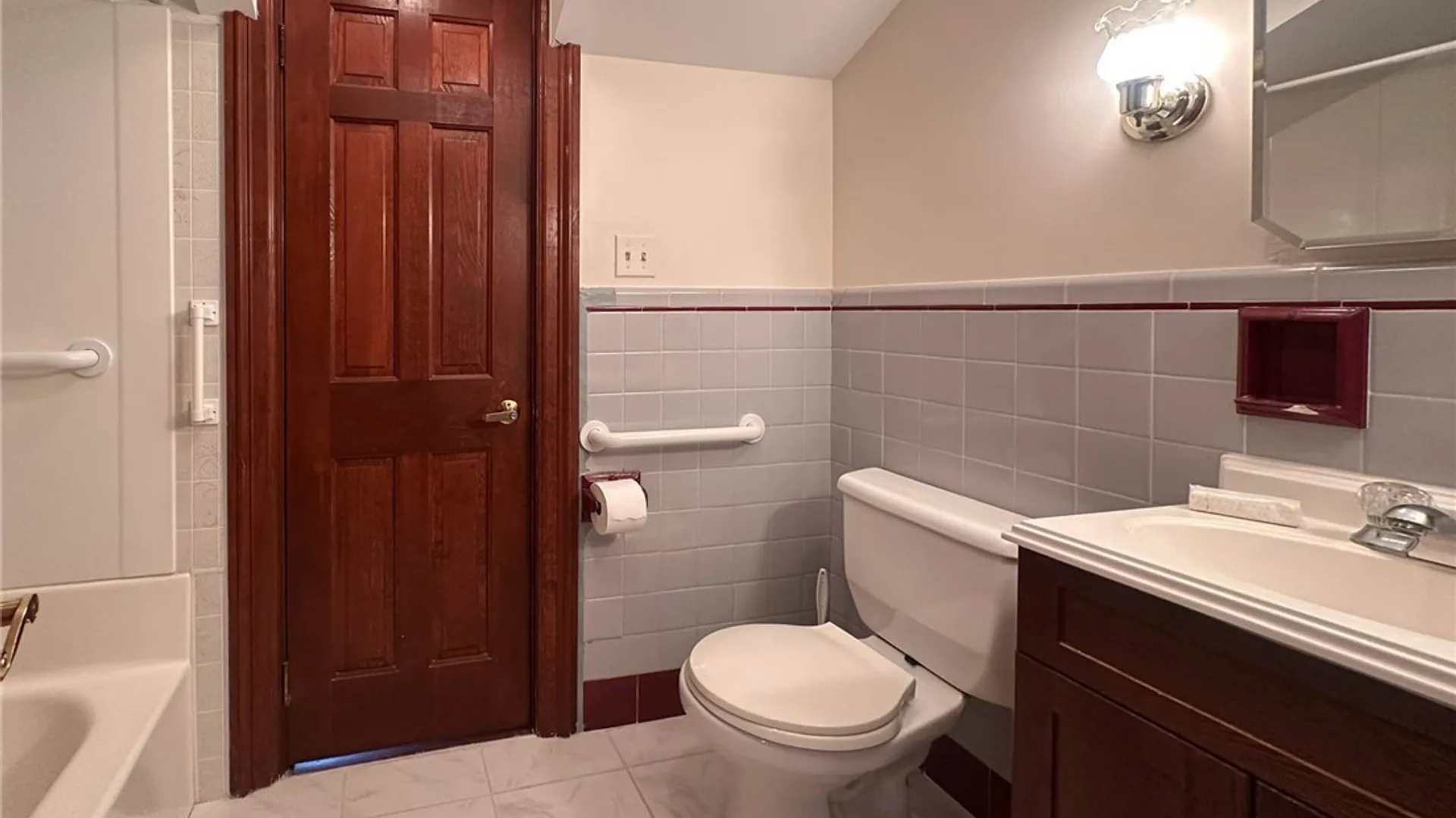Property at 12 Eastwood Avenue, Utica, NY 13501 37