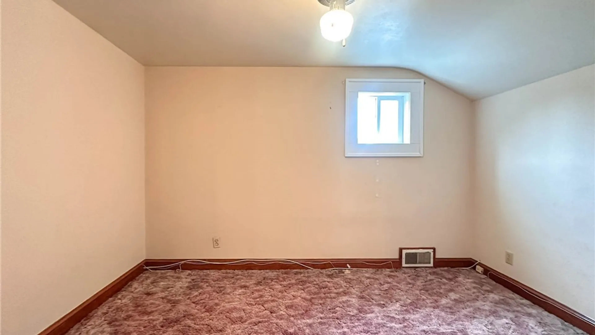 Property at 12 Eastwood Avenue, Utica, NY 13501 39