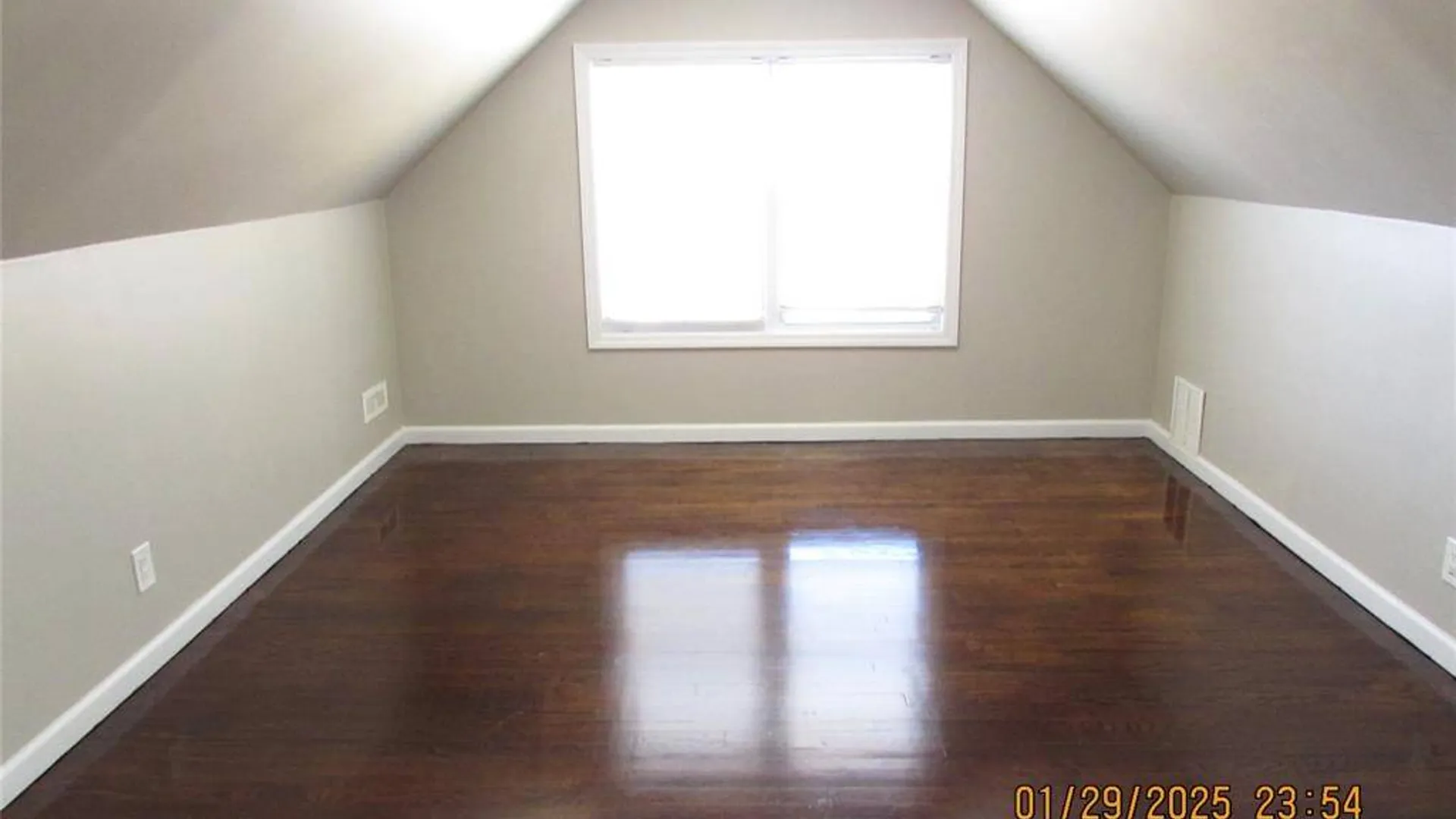 Property at 156 Candlewood Dr, Yonkers, NY 10710 10