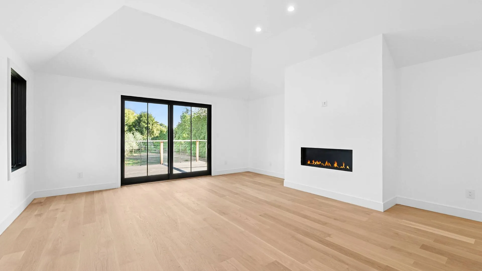 Property at 126 Long Lane, East Hampton, NY 11937 10