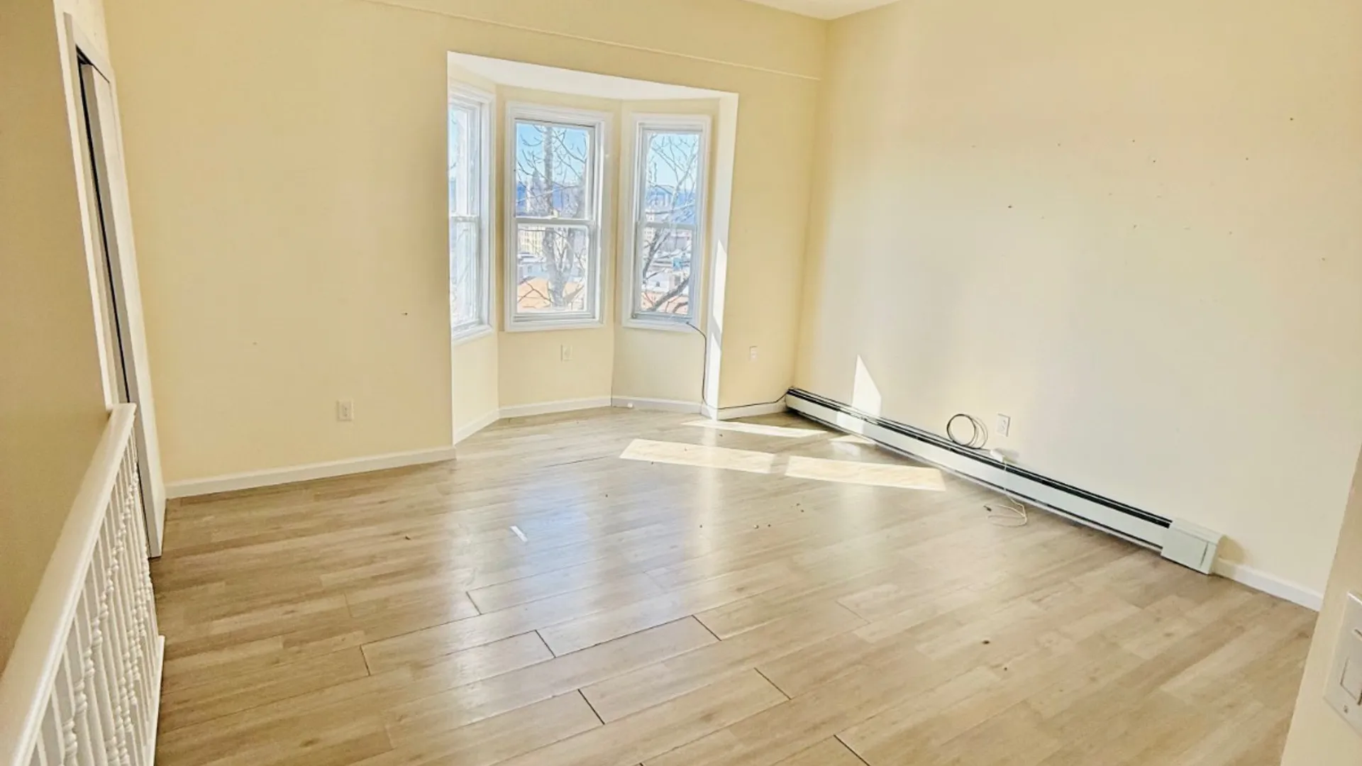 Property at 150 Linden St, Yonkers, NY 10701 3