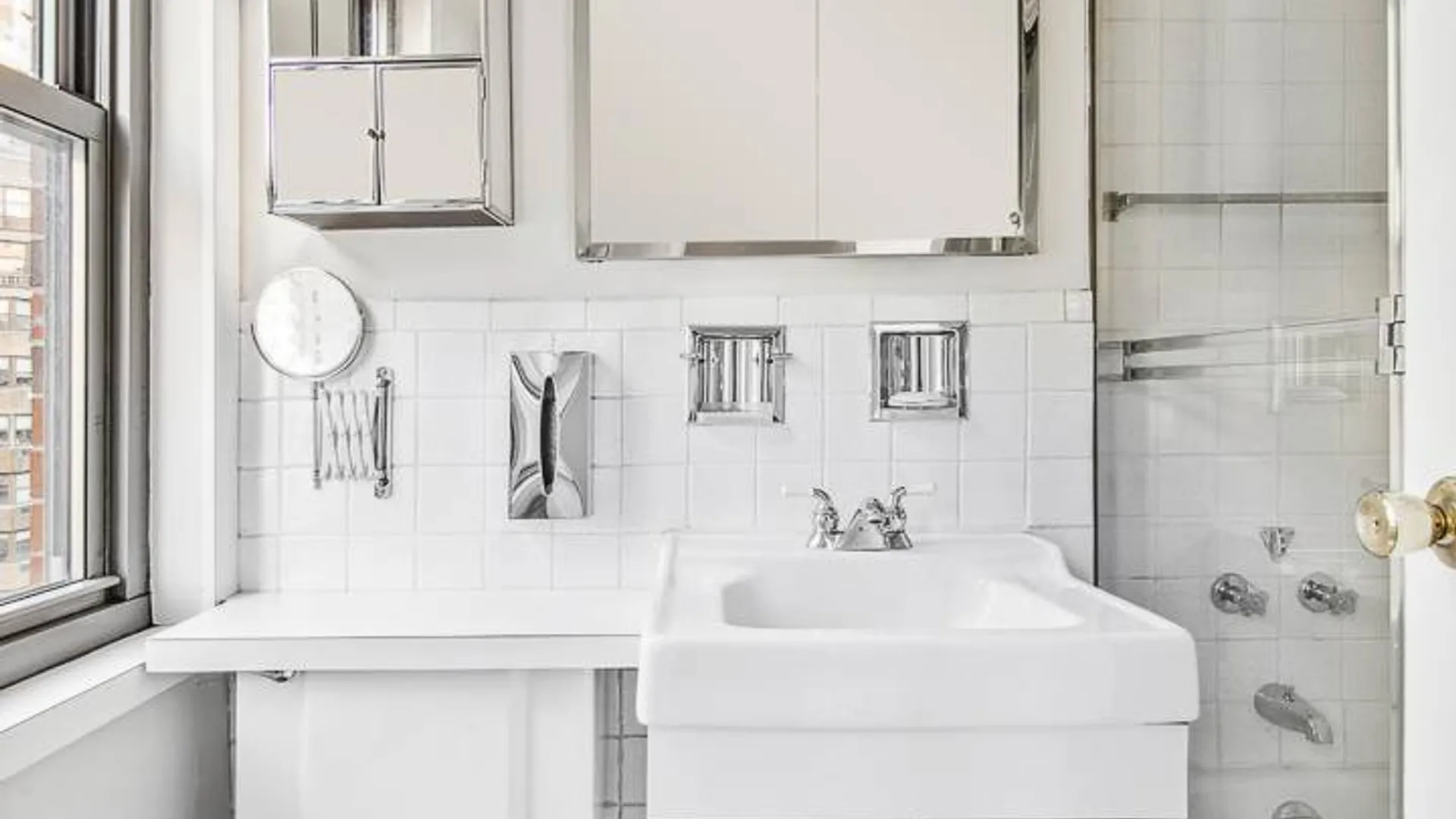 Property at 360 East 72nd Street, New York, NY 10021 3