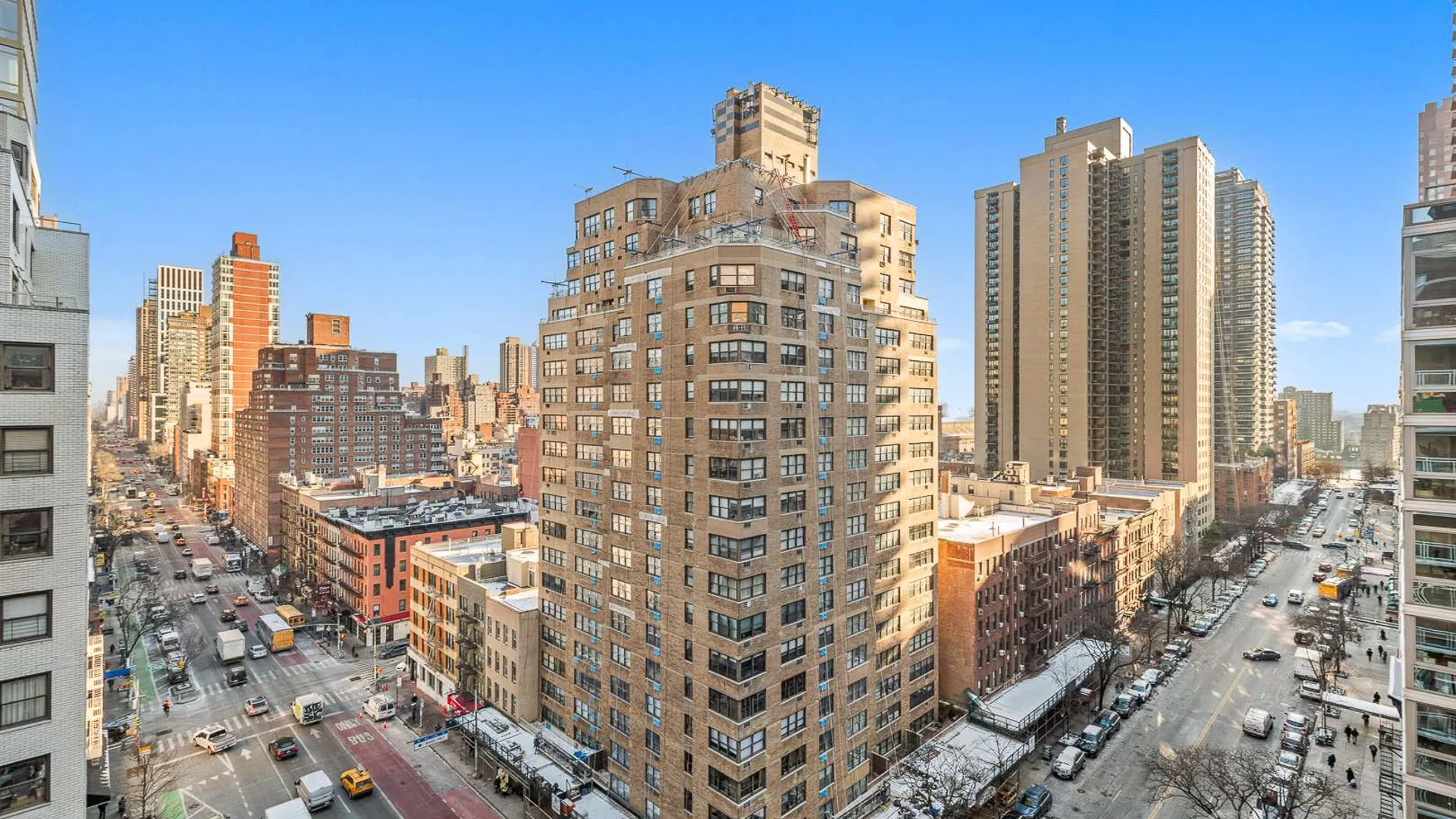 Property at 360 East 72nd Street, New York, NY 10021 5