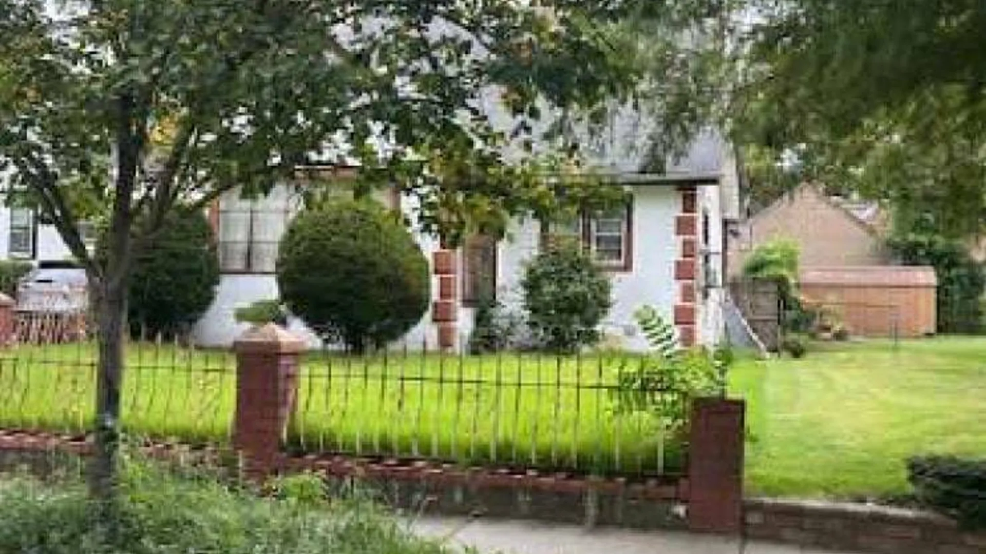 Property at 186-16 Hillburn Ave, Saint Albans, NY 11412 6