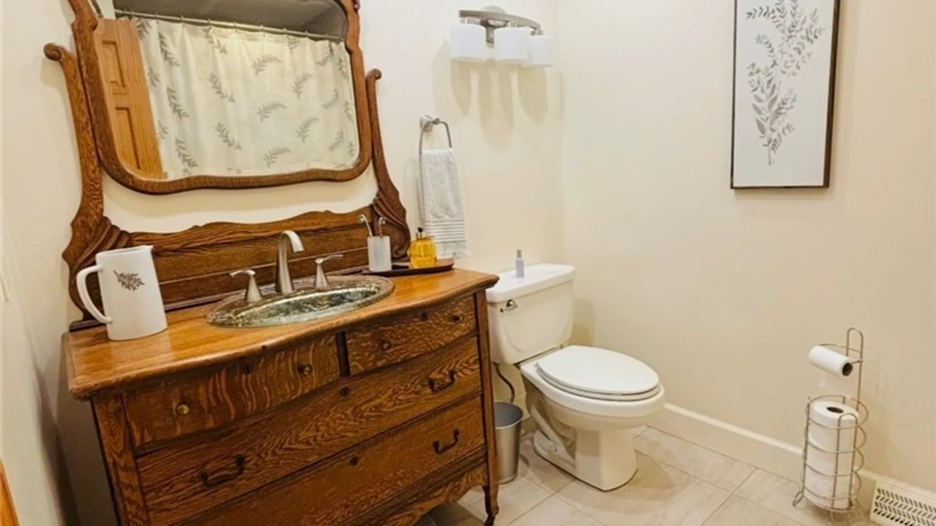 Property at 8 Chateau Drive, Whitestown, NY 13492 18