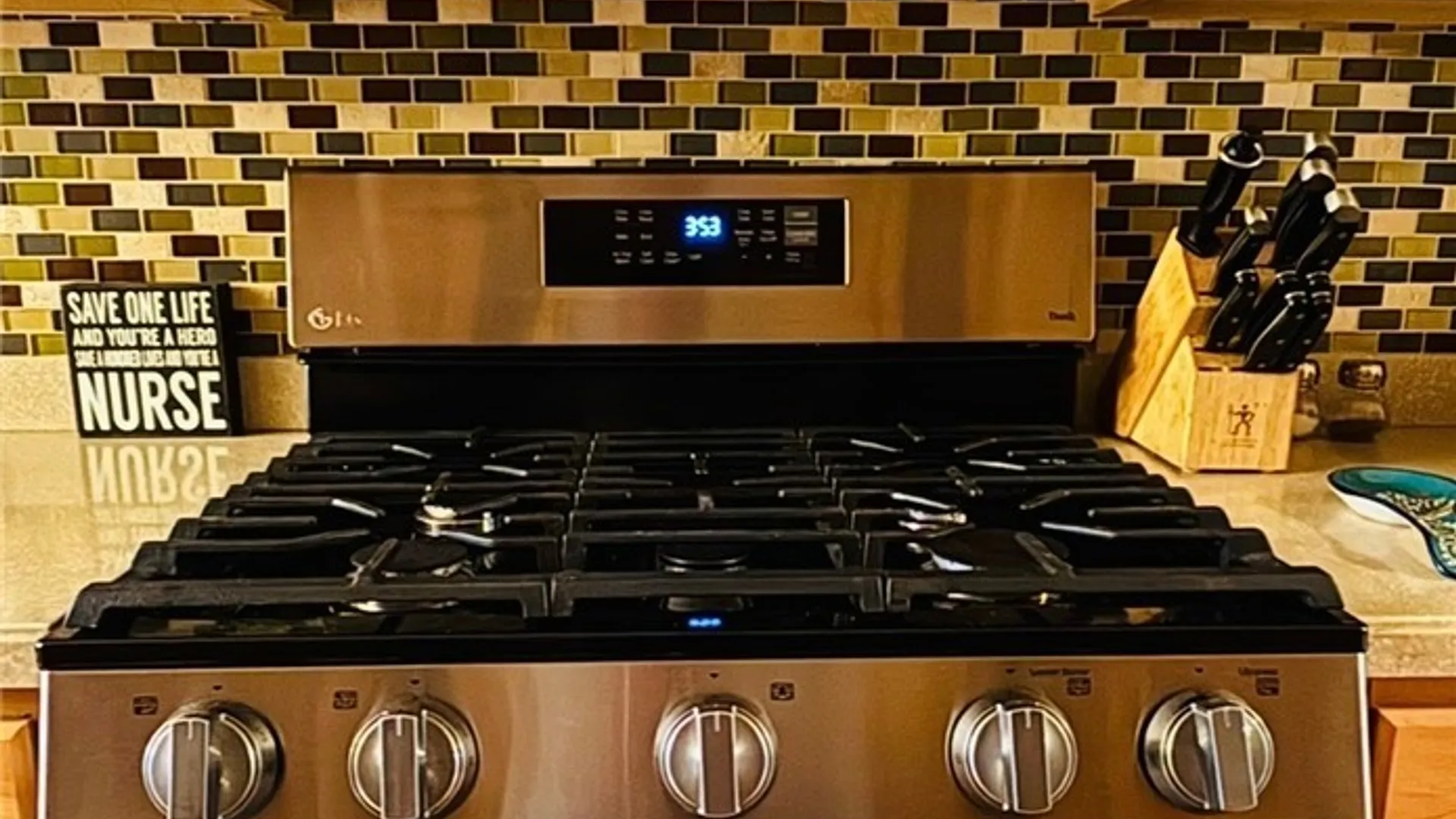 Property at 8 Chateau Drive, Whitestown, NY 13492 9