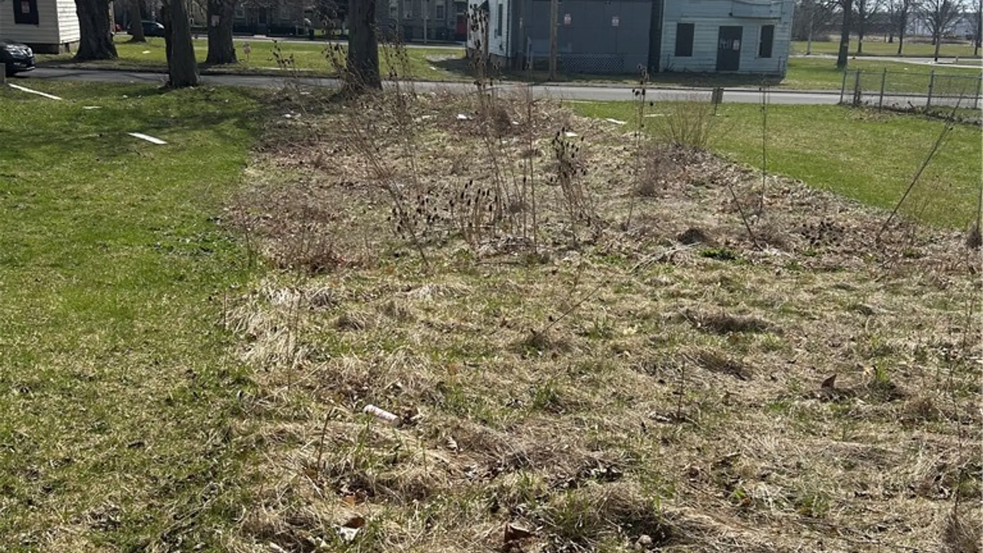 Property at 1418 Robinson Court, Niagara Falls, NY 14303 3