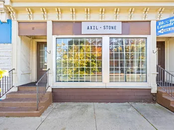 12 Main Street, East Bloomfield, NY 14469