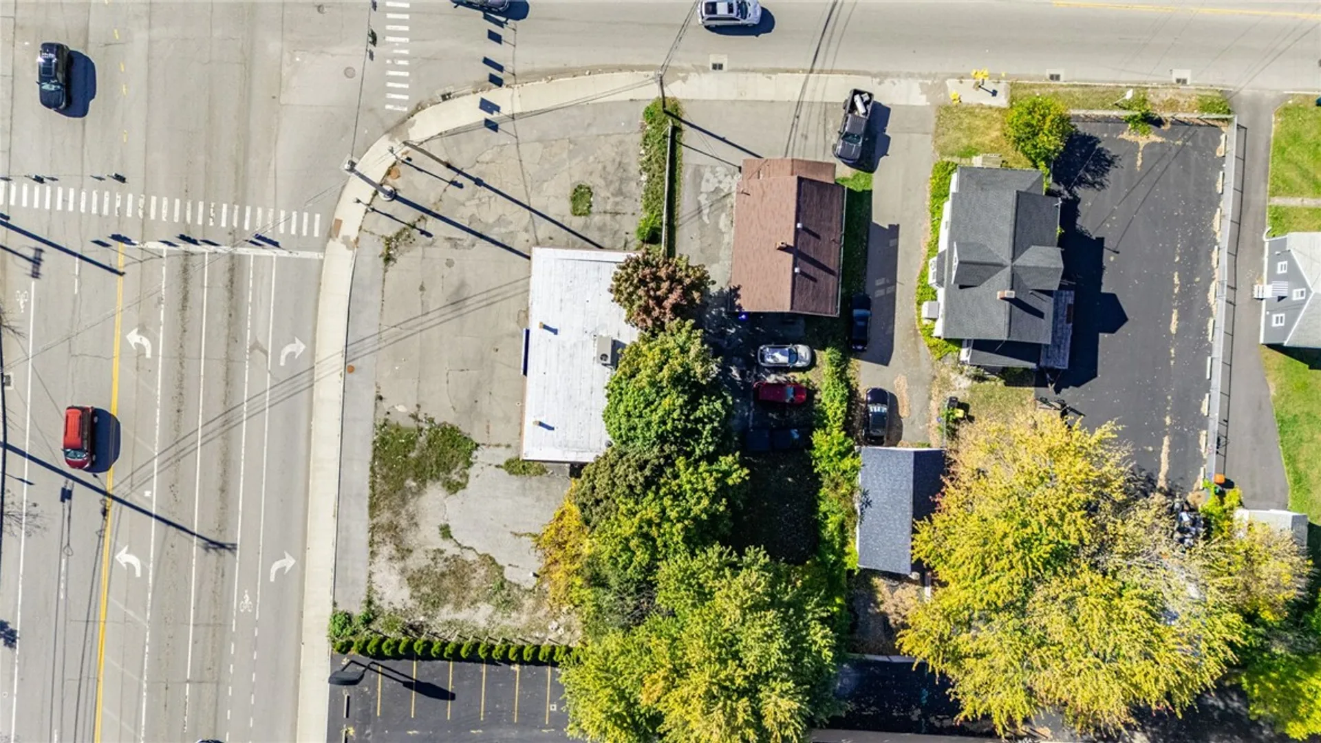 Property at 2032 Lyell Avenue, Gates, NY 14606 10